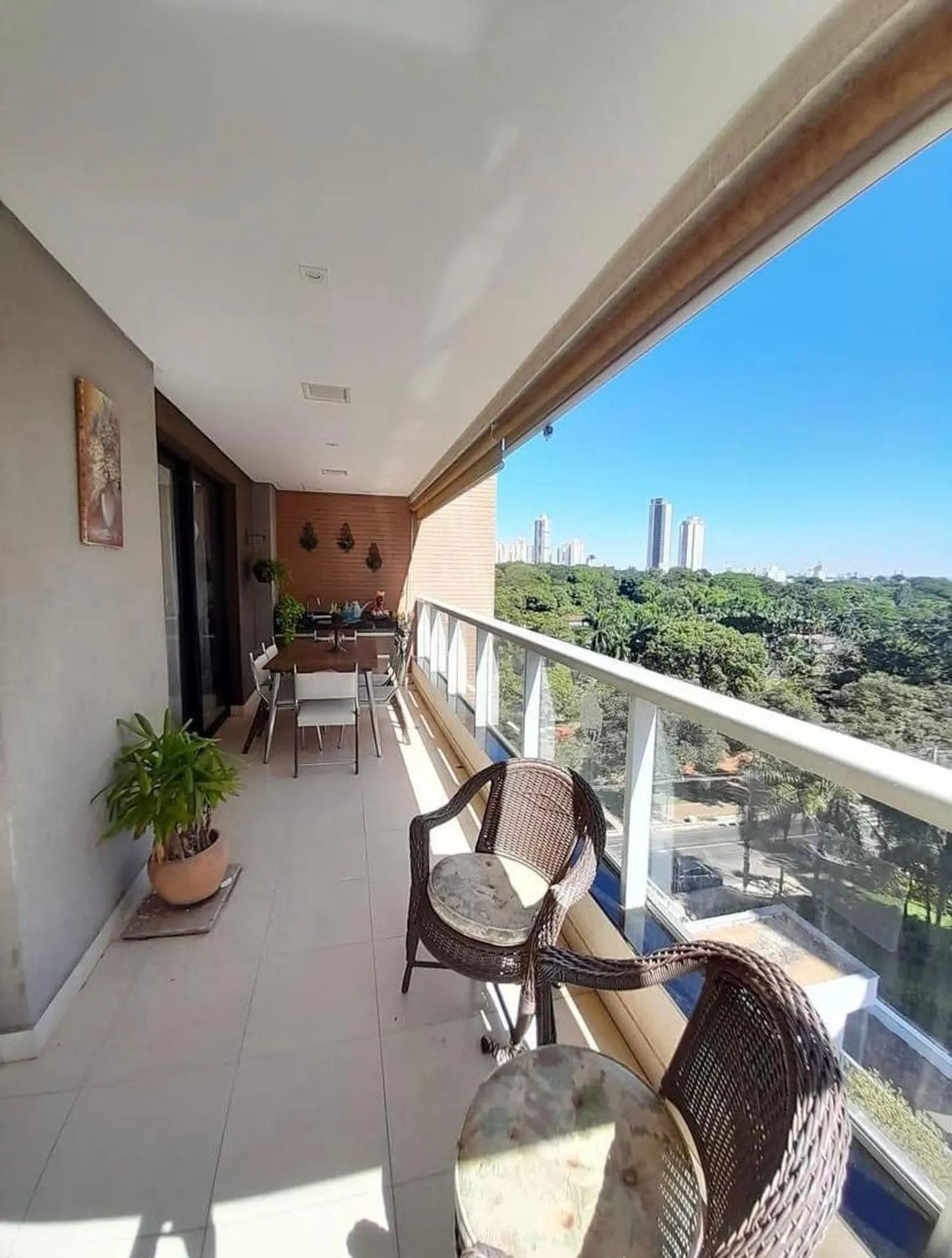 Apartamento na Orla do Lago das Rosas