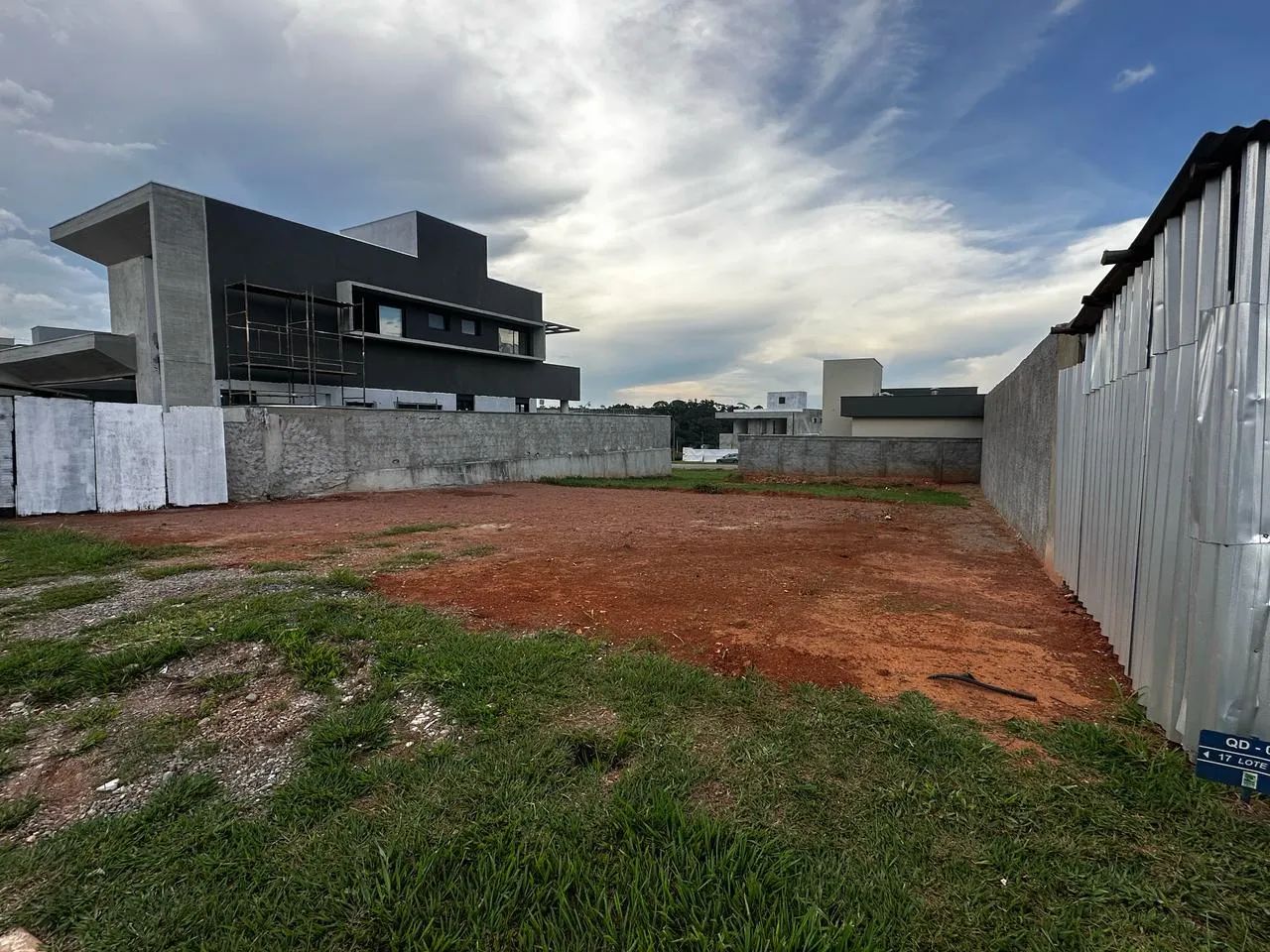 Imóvel para venda tem 416 metros quadrados com 1 quarto