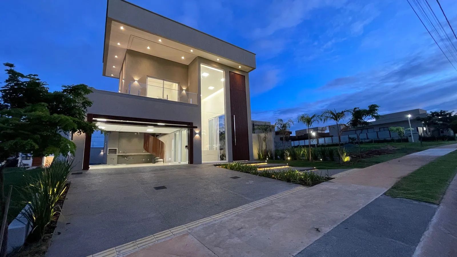 Casa 3 quartos com 2 suítes, piscina e varanda gourmet – Parque Ville Pinheiros
