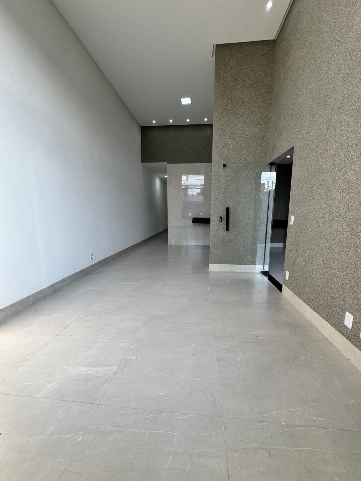 CASA 112m² - Jd Veneza - Ap. Goiânia