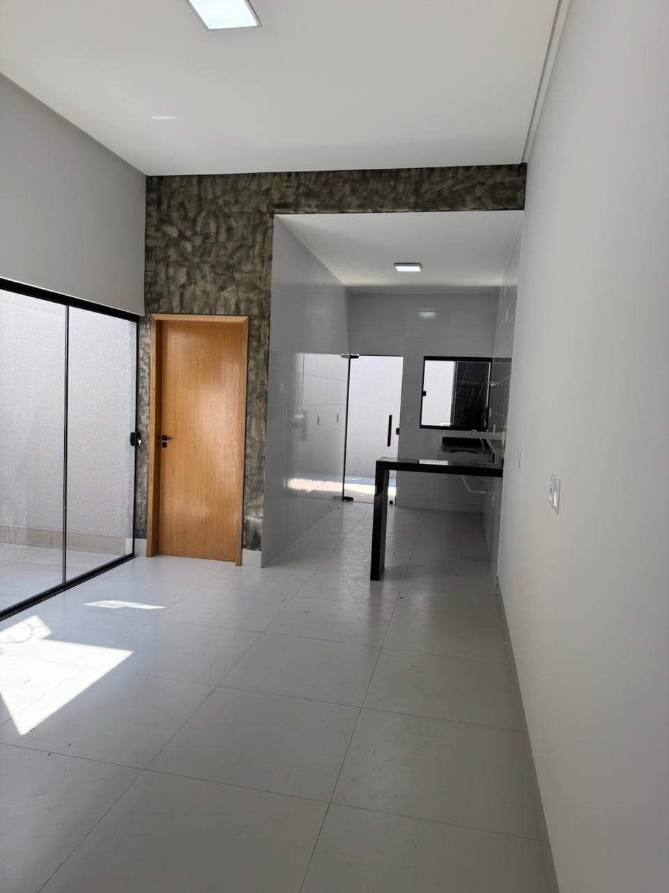 Casa no Setor Orlando de Morais, Goiânia - Entrada de R$ 22 mil, 2 quartos, Suíte e Área Gourmet