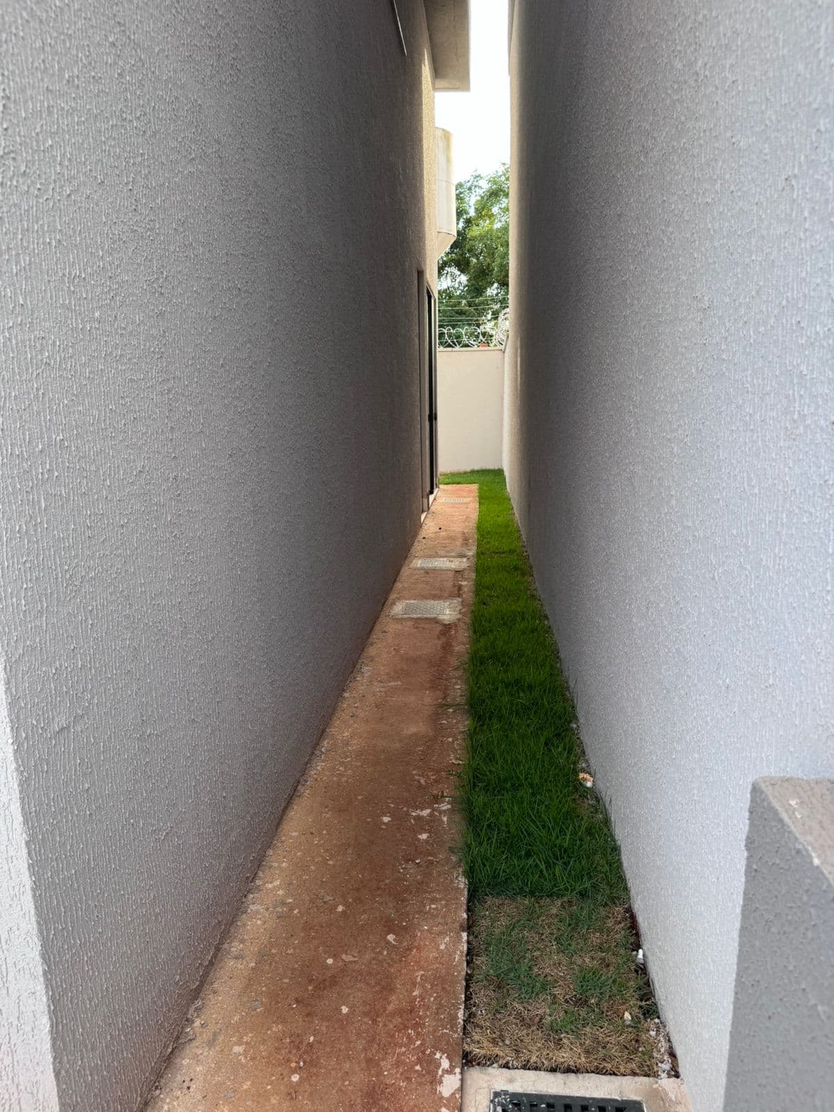 Sobrado Moderno em Condomínio Fechado