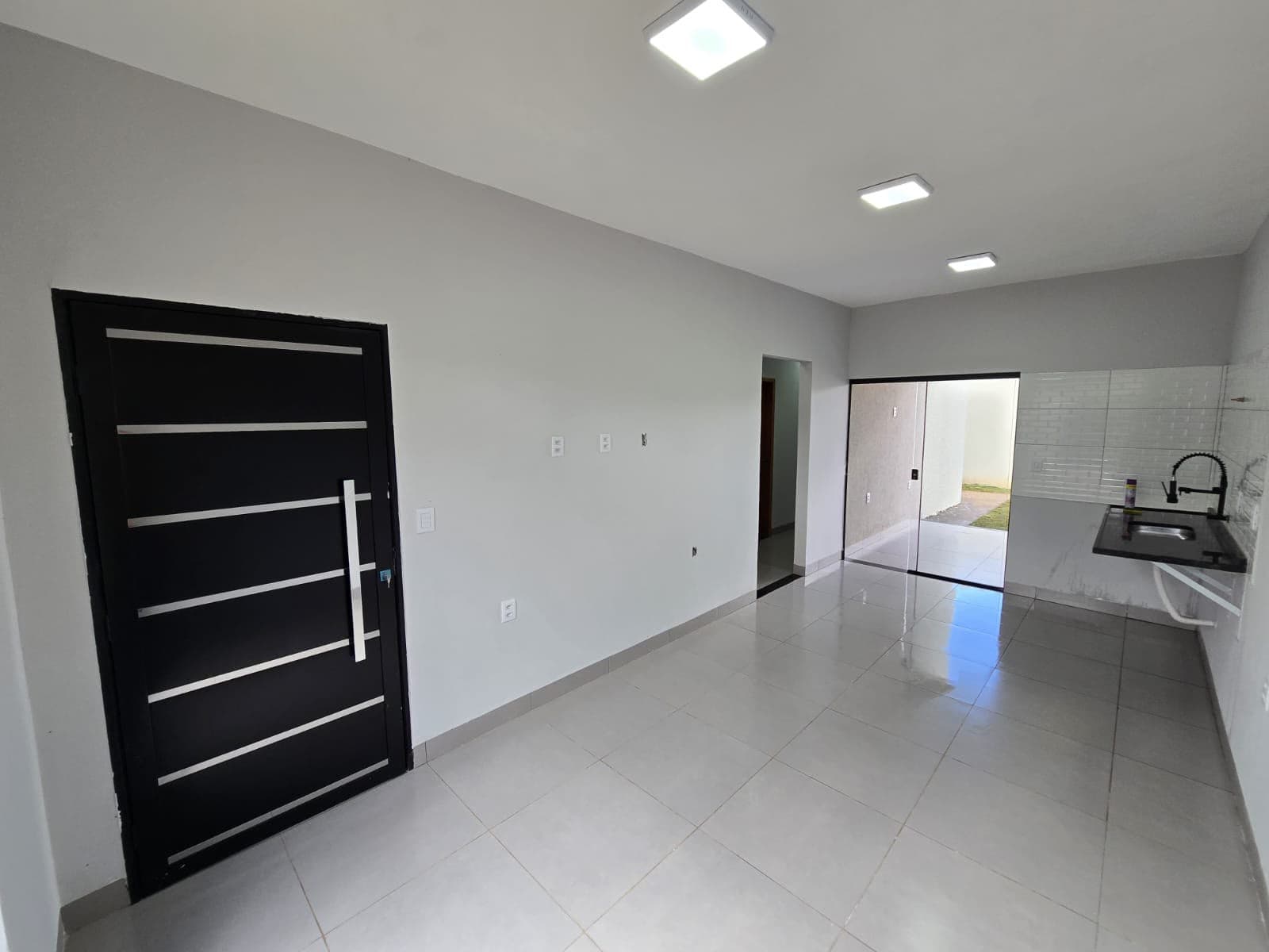 asa Nova 3 Quartos com Suíte à Venda no Setor Fidélis em Goiânia Casa Não Geminada, Próxima ao Jardins Madri