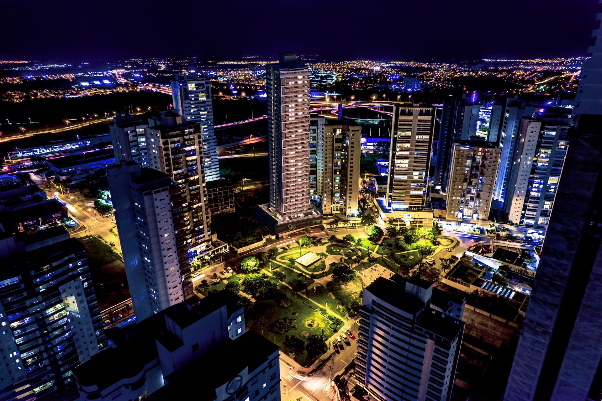 DOM PARQUE FLAMBOYANT | 36º ANDAR | VISTA DEFINITIVA PARA O LAGO