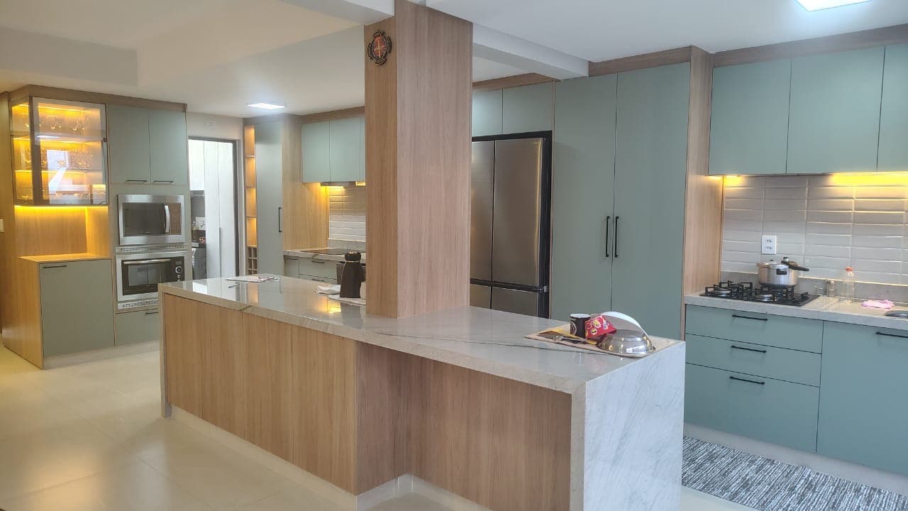 SOBRADO JARDINS MARSELHA | 4 QUARTOS - 3 SUITES