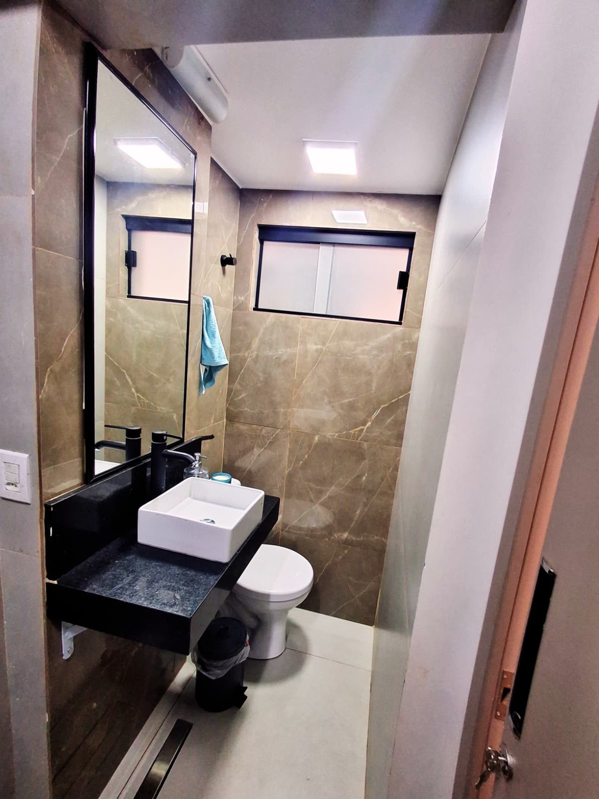 vendo apartamento jardim goias