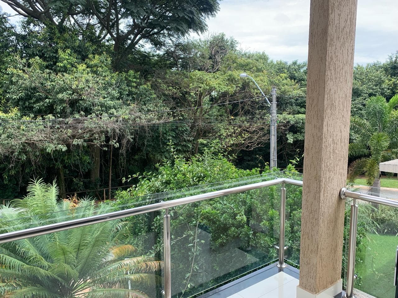 SOBRADO NO CONDOMINIO DO LAGO
