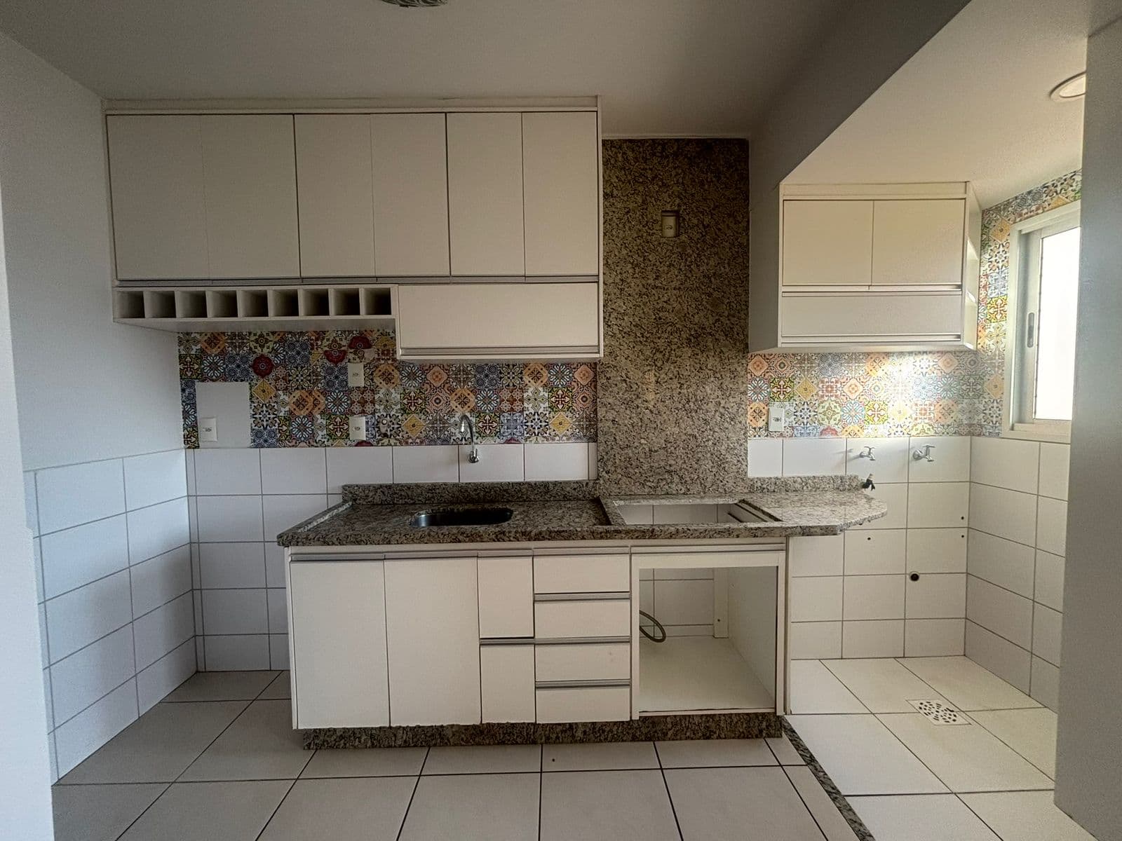 Apartamento no condomínio de lá flor