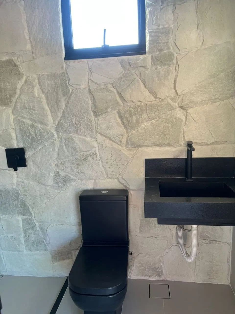 Casa Triplex 3 Suítes no Jardins Barcelona – Goiânia