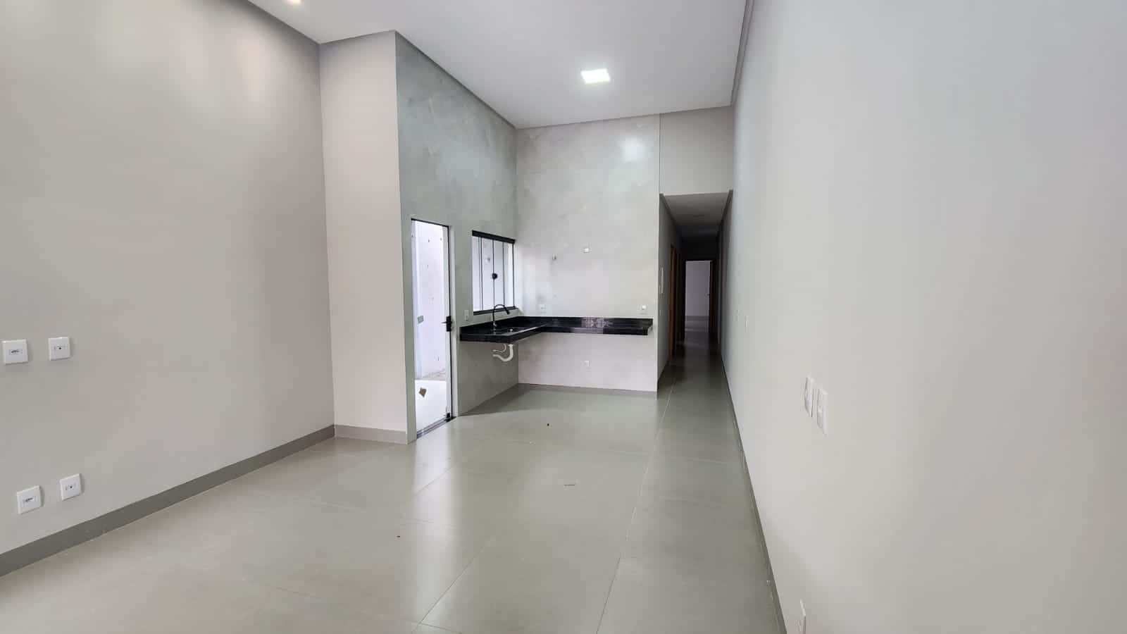 Casa Nova 3 Quartos, uma suíte com Quintal. João Braz-Goiania