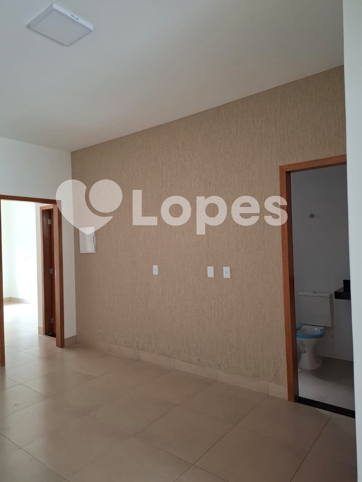 Casa 2 Quartos à Venda no Residencial Santa Fé 1 – Próxima à Avenida Rio Verde