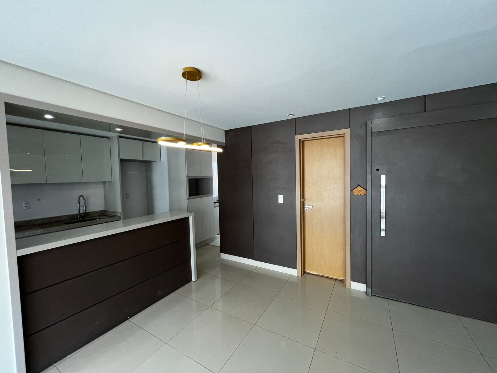 APARTAMENTO À VENDA NO JARDIM GOIÁS