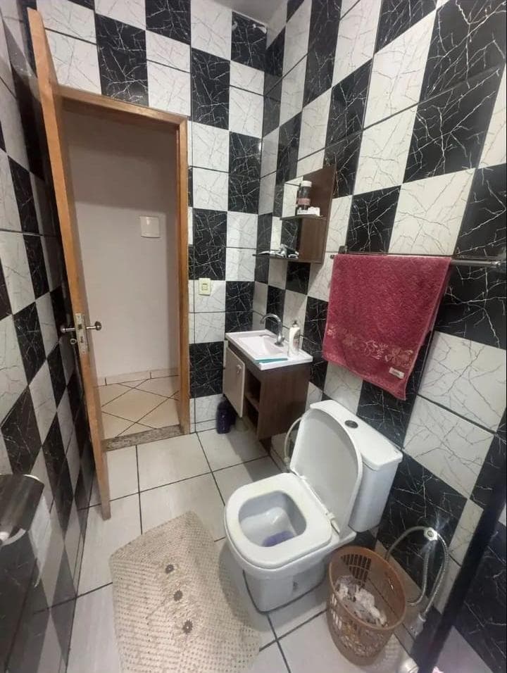 CASA 3 QUARTOS ESPAÇOSA NO PARQUE AMAZÔNIA