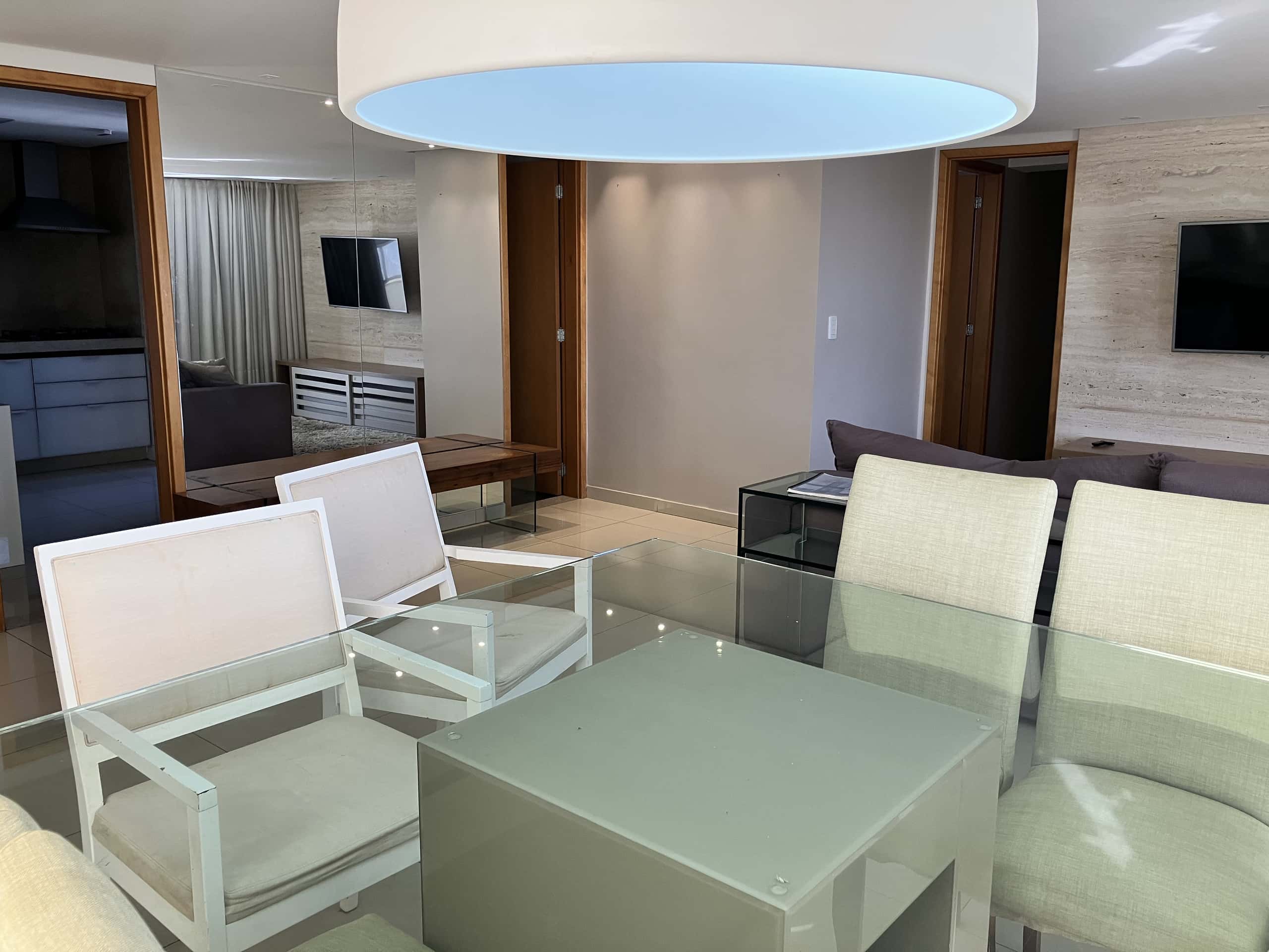 Apartamento no Alto do Setor Serrinha 3 suítes