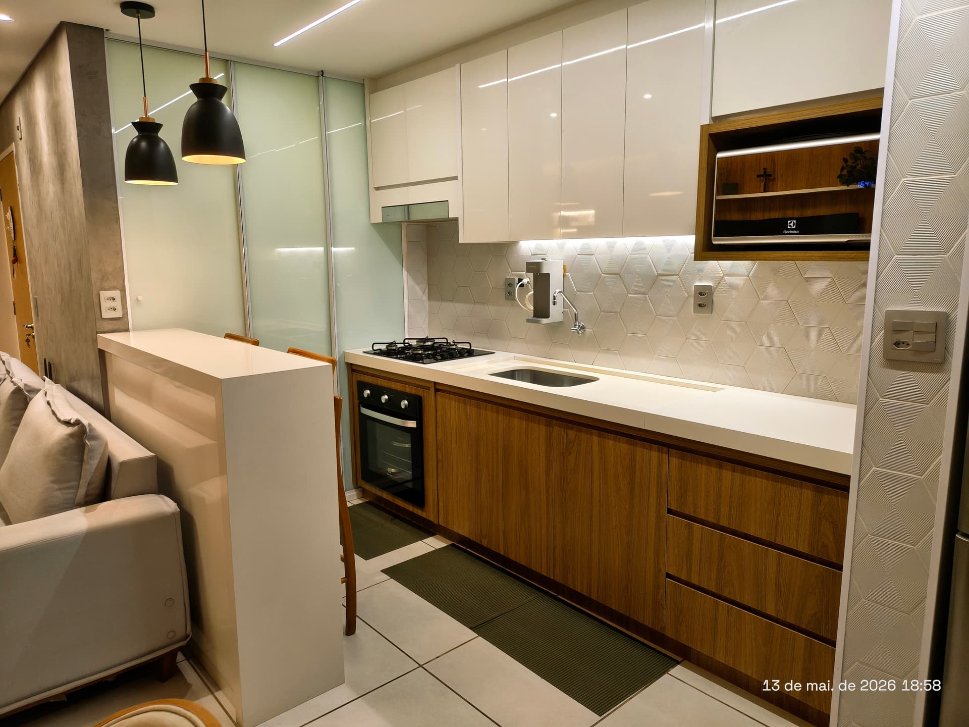 APARTAMENTO REFORMADO NO 21º ANDAR!