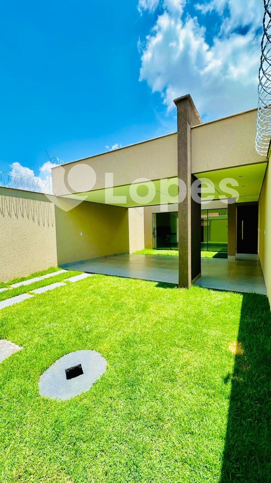 Casa 3 Quartos à Venda no Jardim Maria Inês – Próxima ao Buriti Shopping