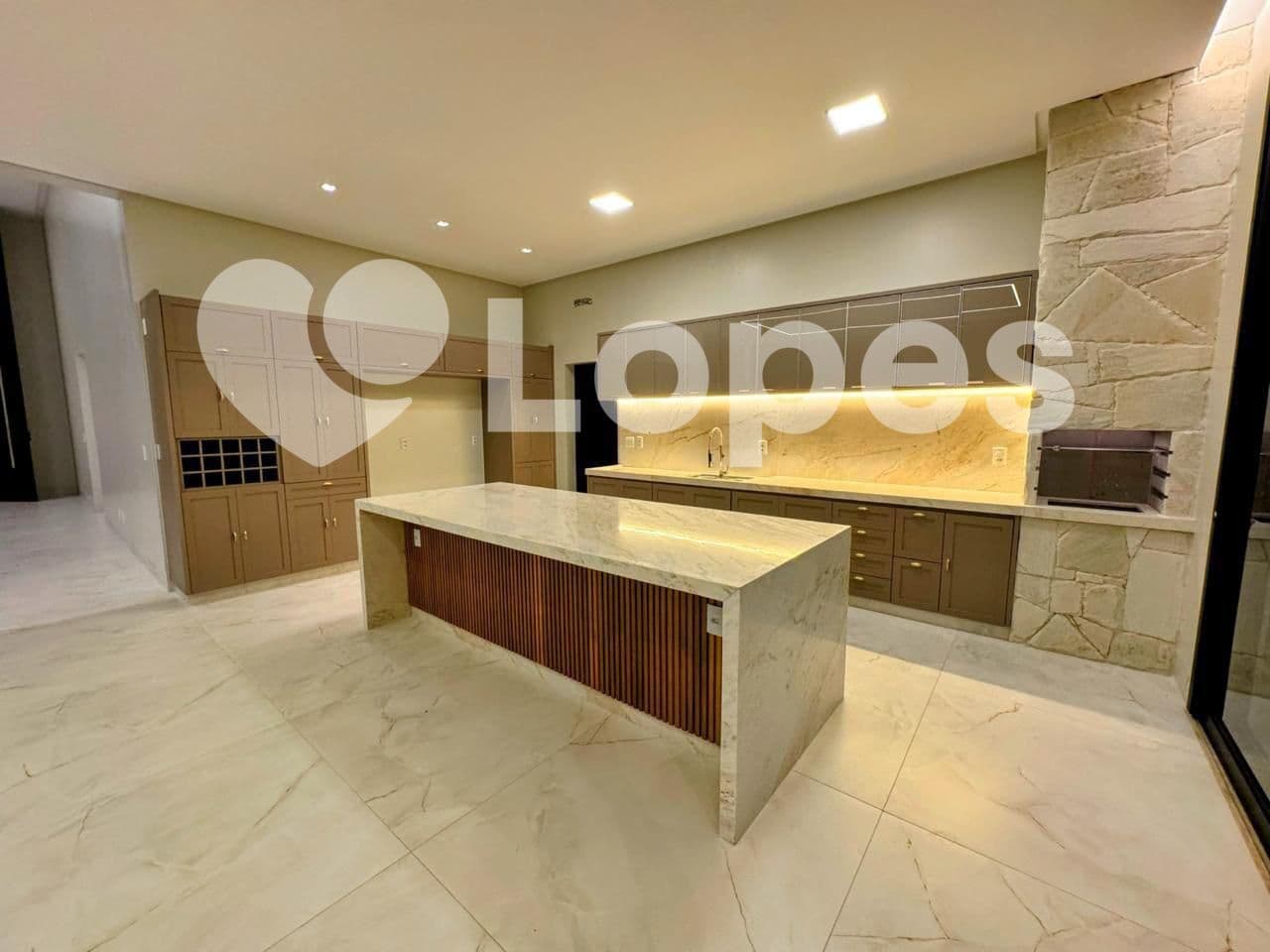 Casa 3 Suítes Plenas no Portal do Sol Garden – Próxima ao Flamboyant Shopping