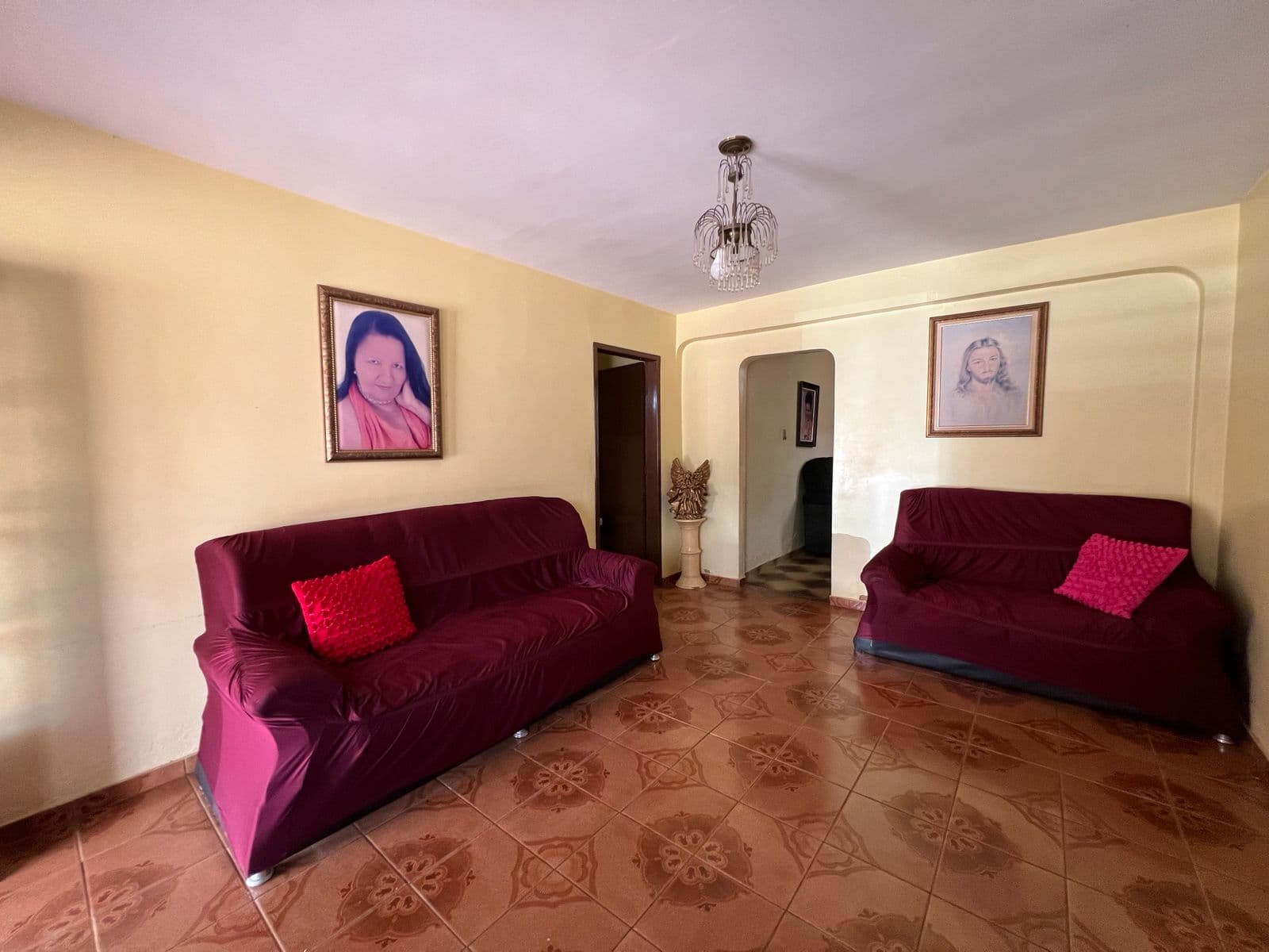 Casa 380m2 - Setor Universitário