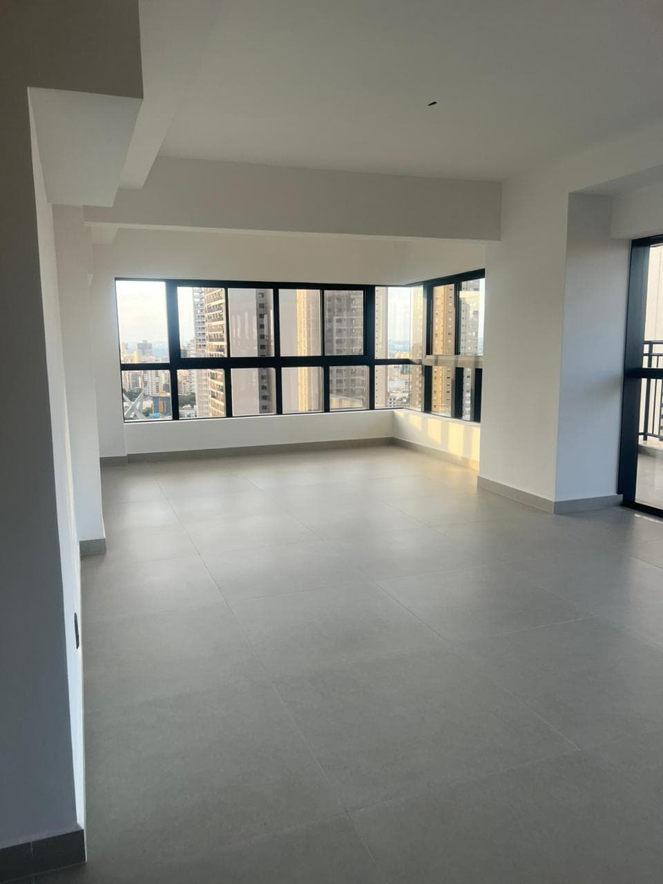 Zayn Home 3 Suítes Plenas, 171m², nunca habitado, 3 vagas paralelas