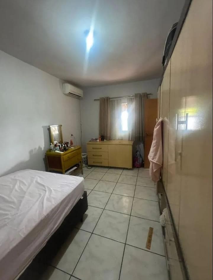 CASA 3 QUARTOS ESPAÇOSA NO PARQUE AMAZÔNIA