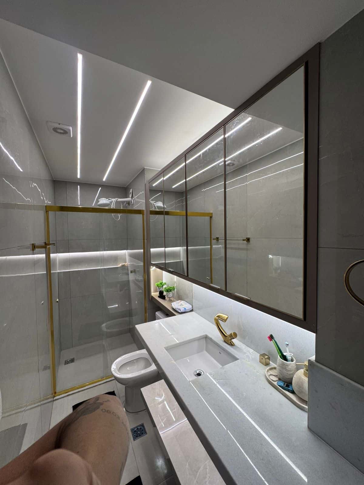 APARTAMENTO MOBILIADO NO SETOR BUENO – PERMITE AIRBNB – DIRETO COM O PROPRIETÁRIO