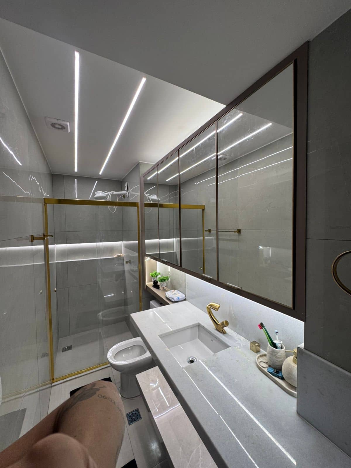 APARTAMENTO MOBILIADO NO SETOR BUENO – PERMITE AIRBNB – DIRETO COM O PROPRIETÁRIO