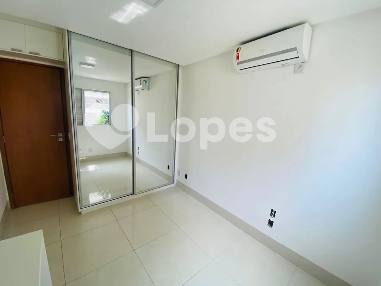 Apartamento 3 Quartos no Setor Bueno, Próximo ao Parque Vaca Brava