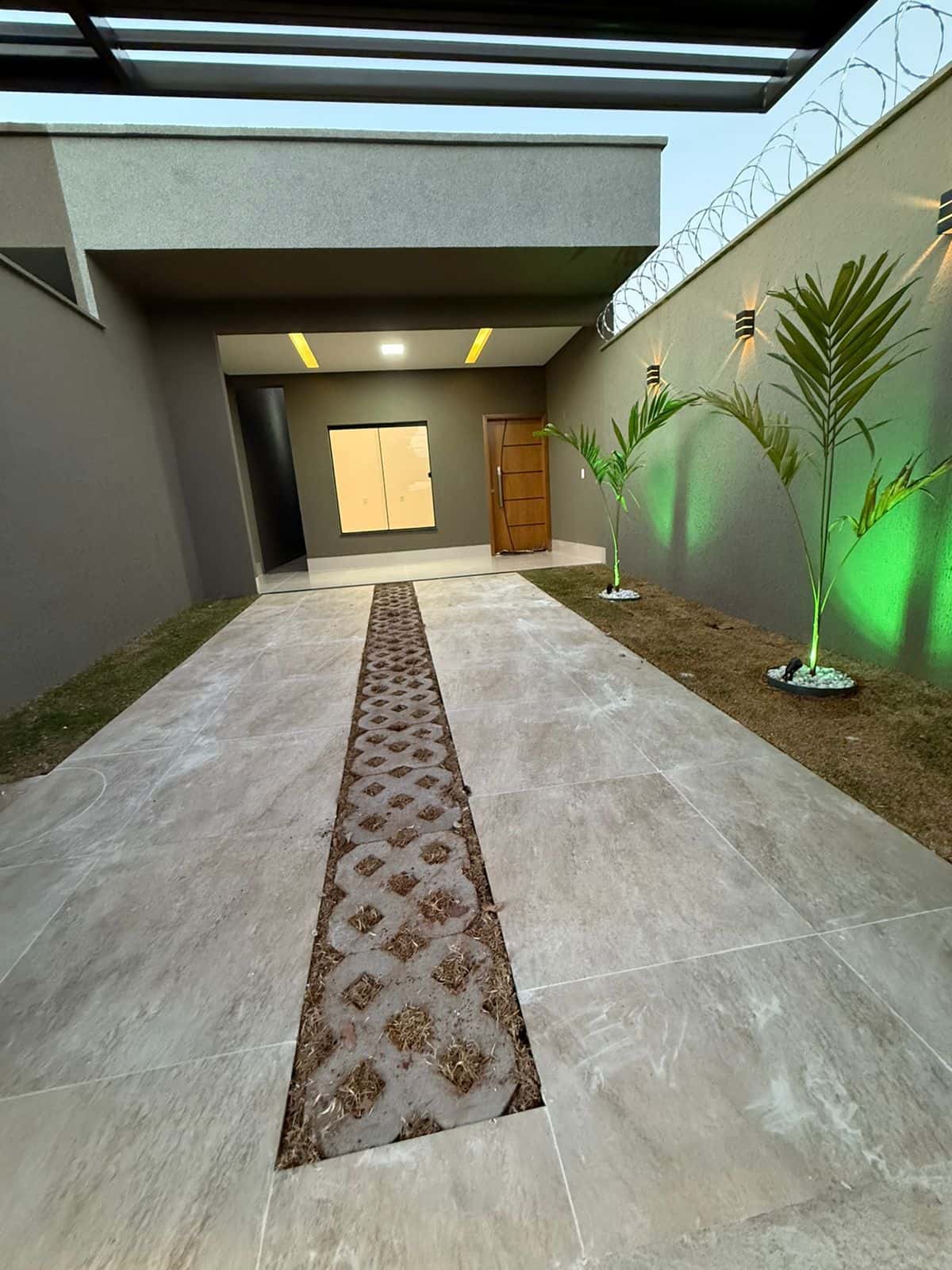 Casa Nova St João Braz 150M 3 Quartos uma suíte