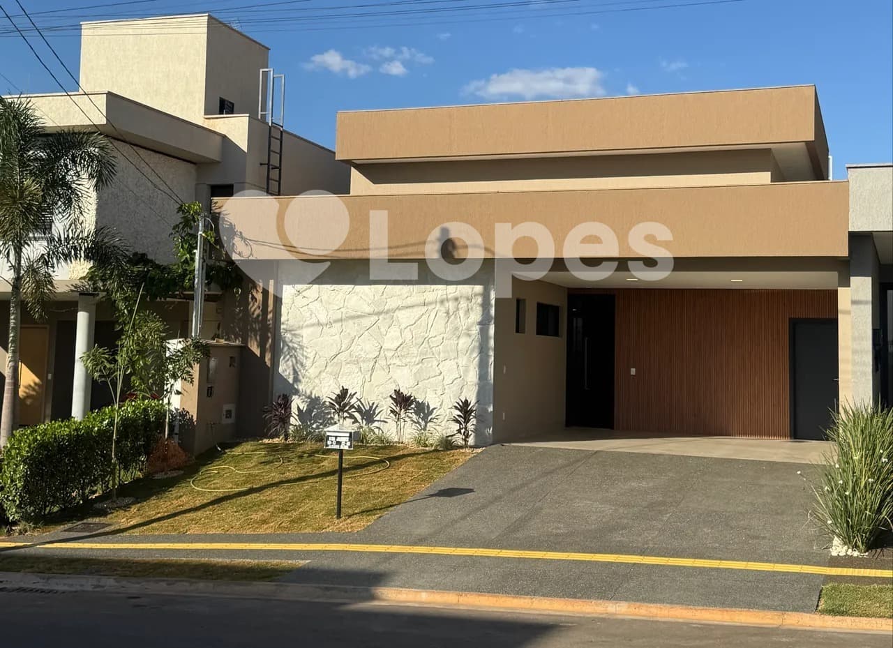 Casa Térrea 4 Suítes no Jardins Capri – Goiânia