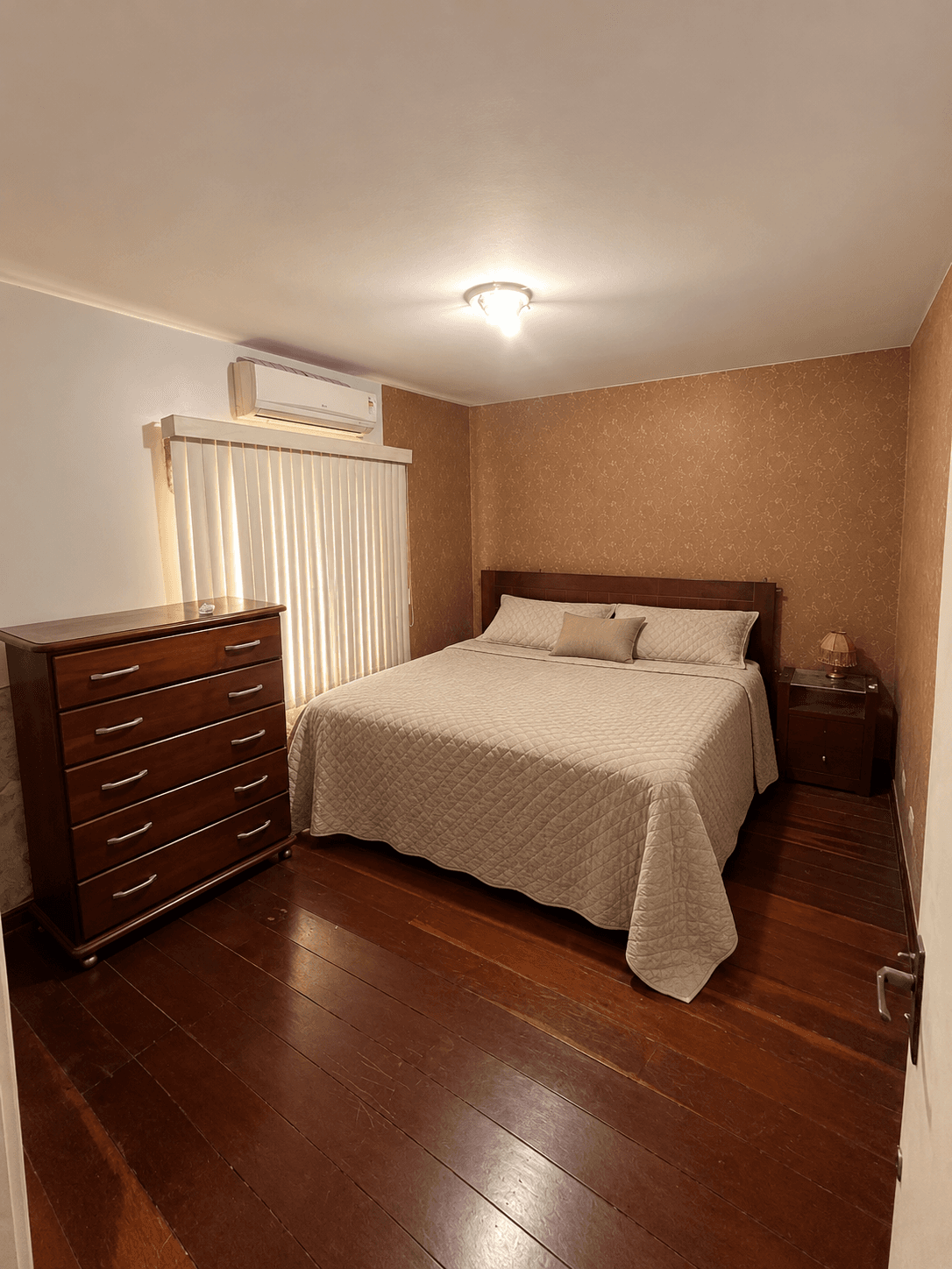 Apartamento 97 m2 Setor Oeste com 2Q sendo 1 suíte