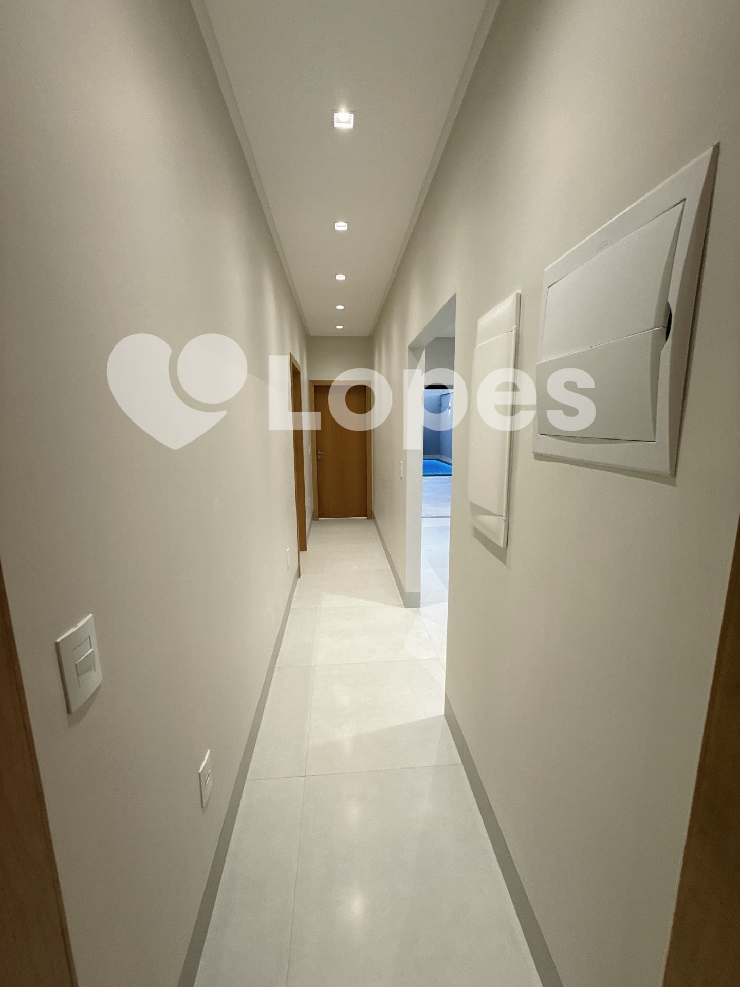 Casa 3 Suítes com Piscina à Venda no Setor Três Marias I – Próximo ao Atacadão Costa
