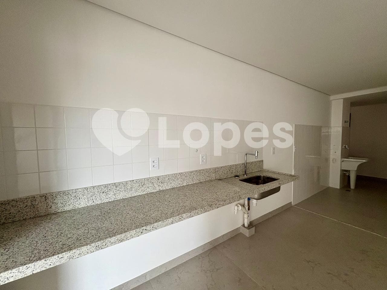 Apartamento 3 Suítes no Setor Oeste | Próximo ao Lago das Rosas e Praça do Sol