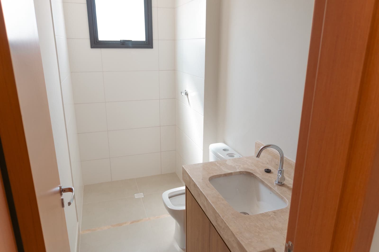 Apartamento 3 Suítes Completo em Armários, 91,77 m² com 3 Suítes e Armários andar alto – Viverde Areião