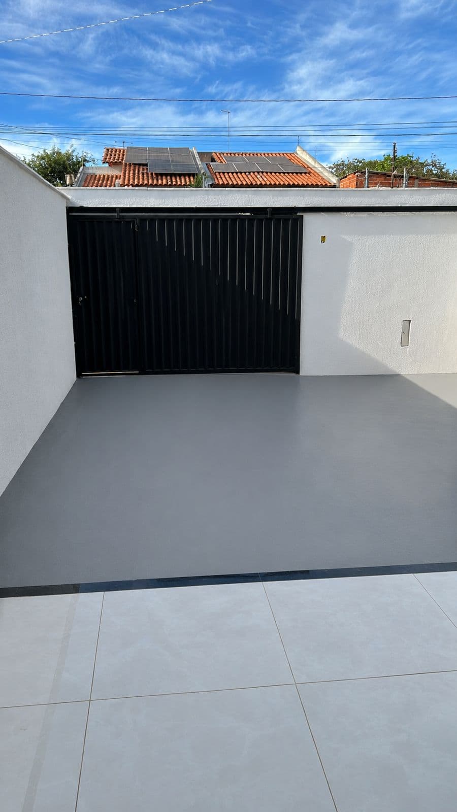 CASA À VENDA NO JARDIM ITAPUÃ – APARECIDA DE GOIÂNIA