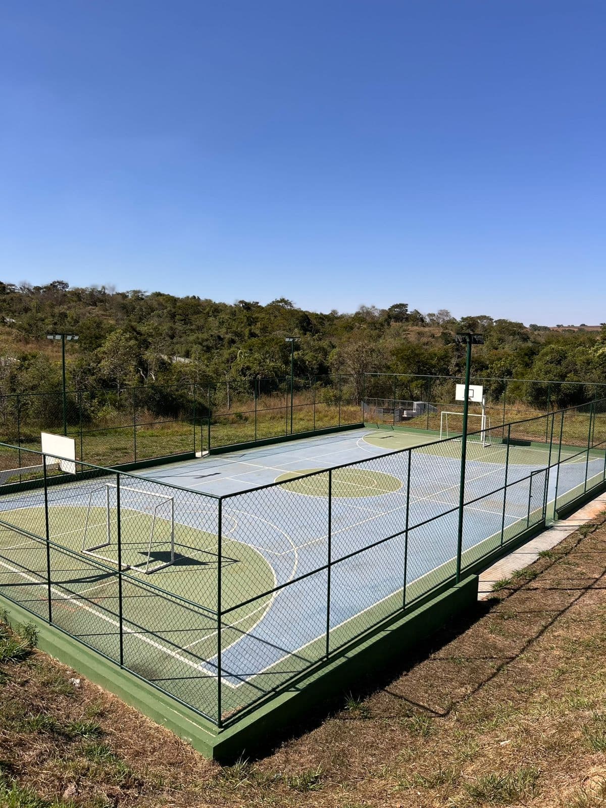 Lote 1000m² – Condomínio Villa Toscana (Alto Padrão)