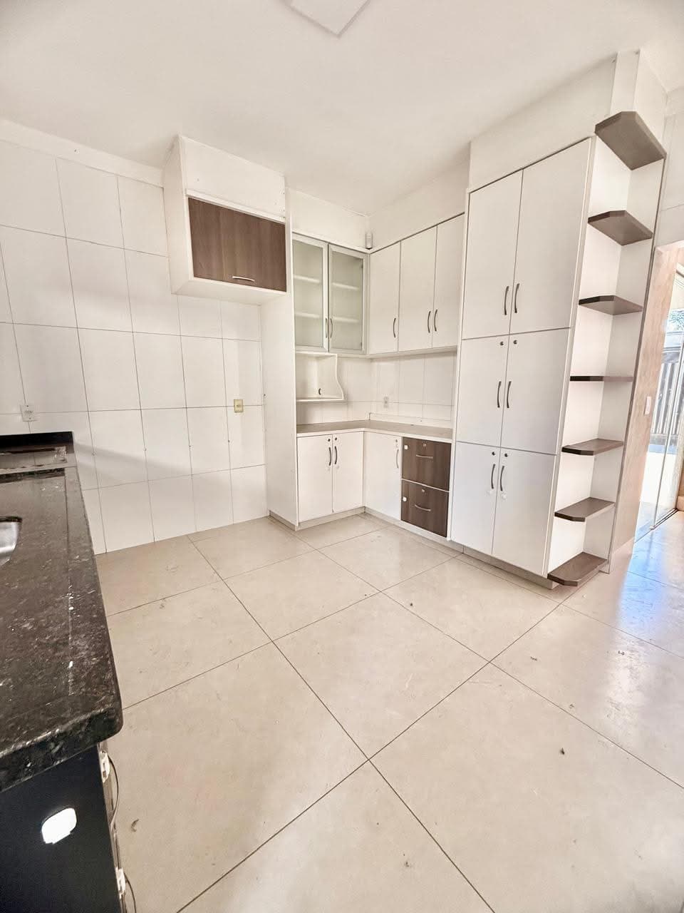 Casa 3 Quartos com Suíte, Poço Artesiano e Jacuzzi – Setor Faiçalville Oportunidade! com Churrasqueira e Jacuzzi