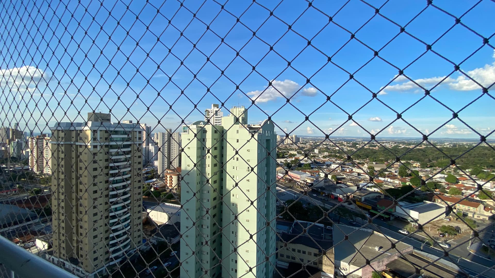 Apartamento com 3 quartos semi mobiliado no Wish Bella Vista próximo a UNIRV