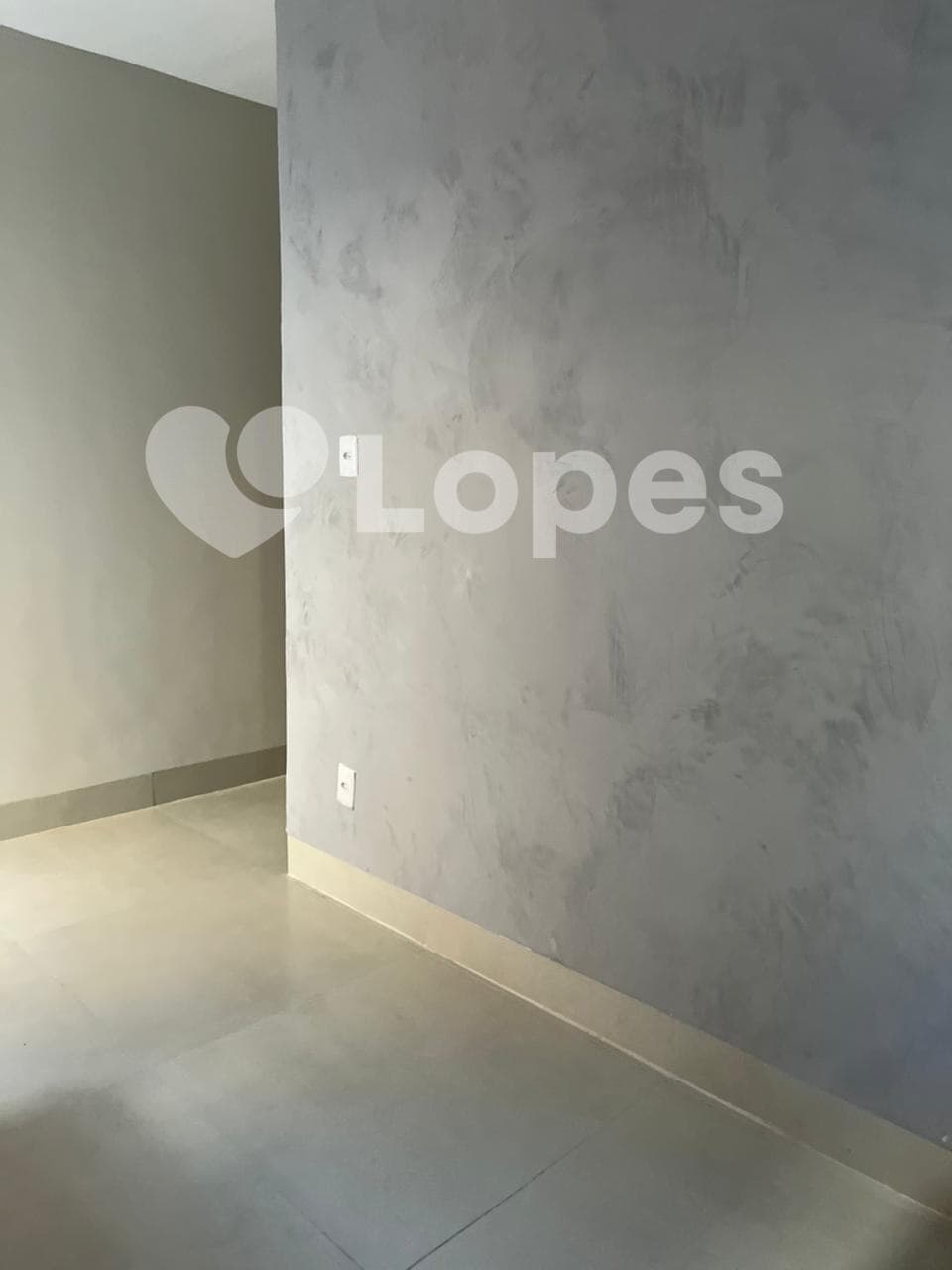 Casa à Venda com 3 Quartos no Residencial Itaipu, Goiânia – Próxima ao Portal Sul Shopping