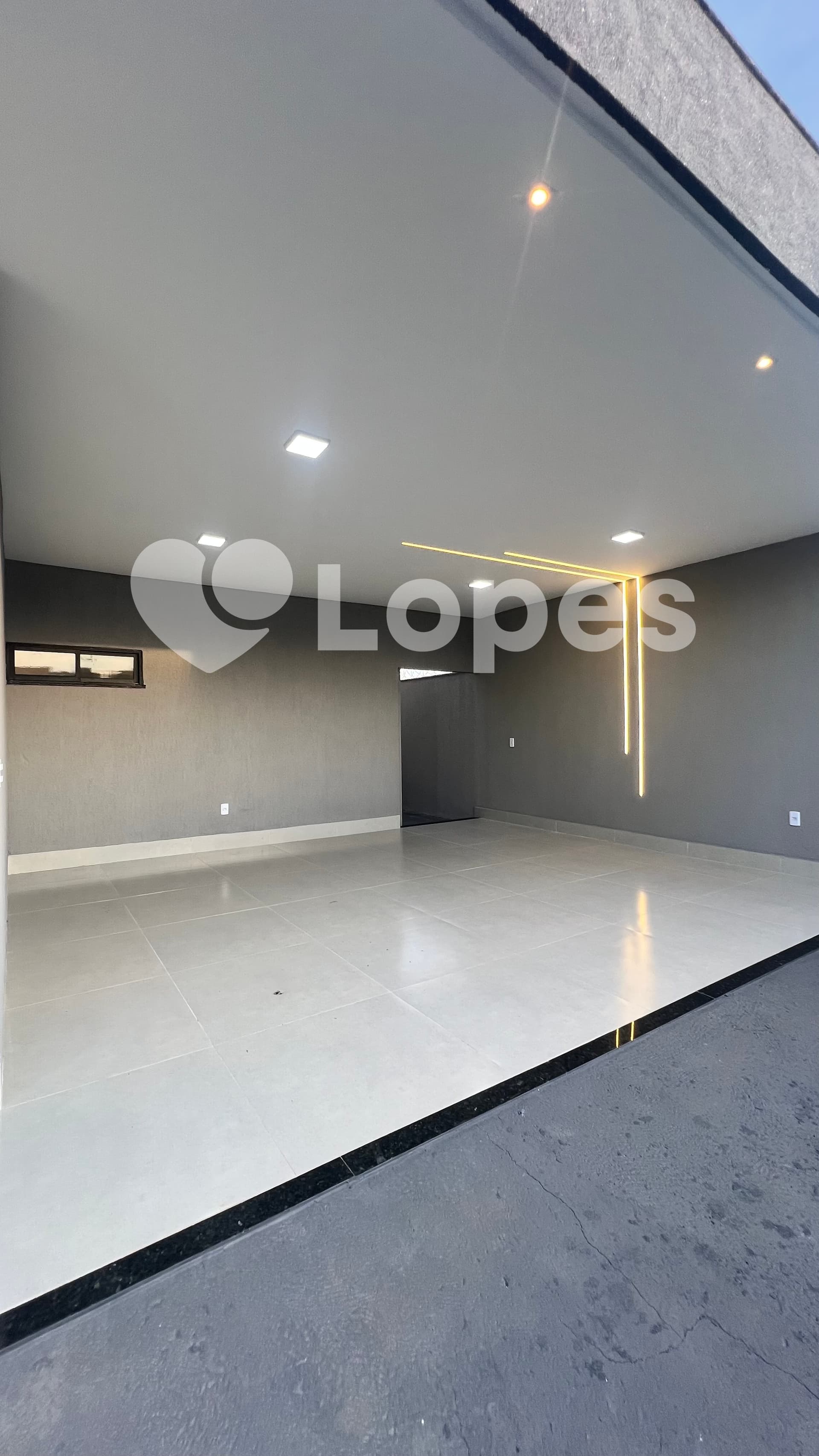 Casa 3 Quartos no Residencial Havaí, Goiânia – Próxima ao Aeroporto