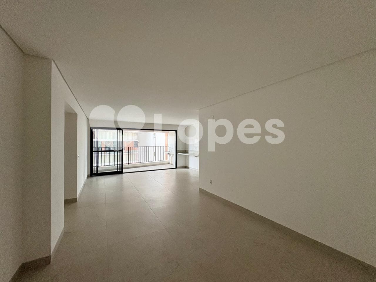 Apartamento 3 Suítes no Setor Oeste | Próximo ao Lago das Rosas e Praça do Sol