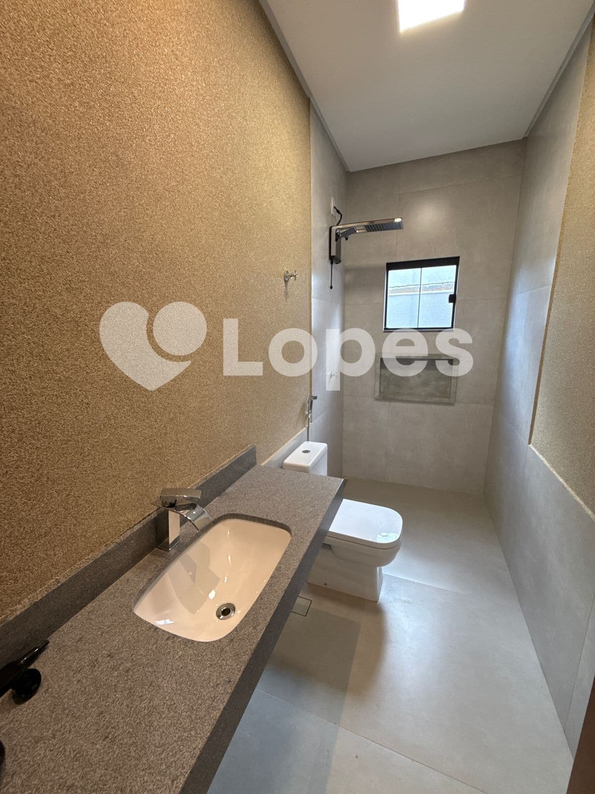 Casa 3 Quartos à Venda no Jardim Helvécia – Próxima ao Buriti Shopping