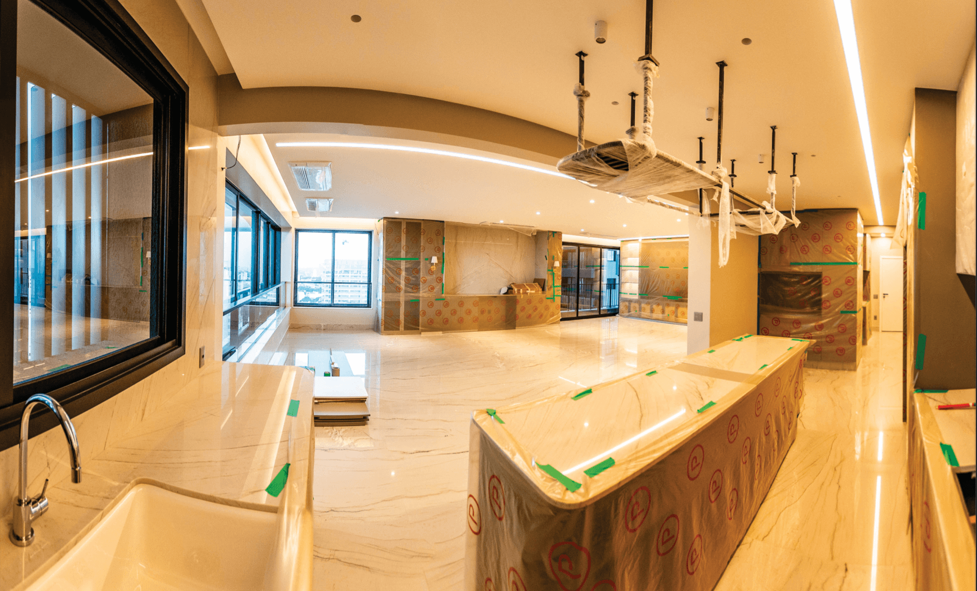 APARTAMENTO LEGEND PRAÇA DO SOL 273M2 4 SUÍTES MOBILIADO