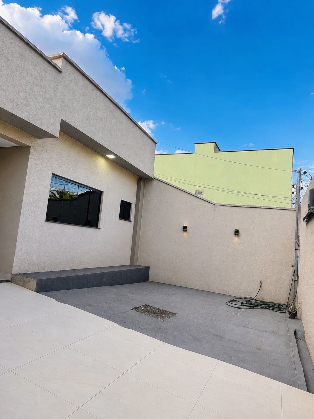 Casa a 3 minutos do Shopping Passeio das Águas