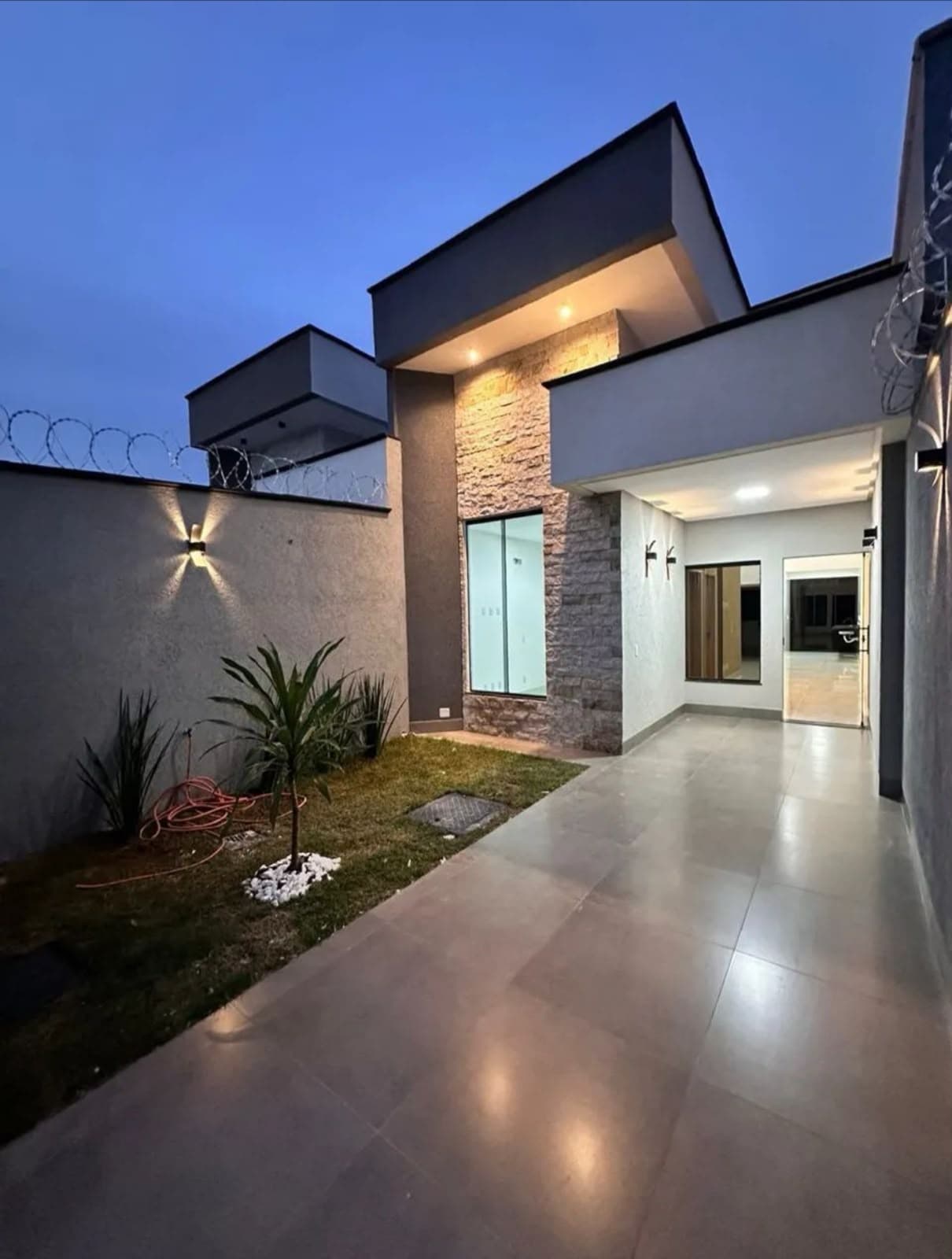 CASA A VENDA RESIDENCIAL SOLAR BOUGAINVILLE – GOIÂNIA/GO
