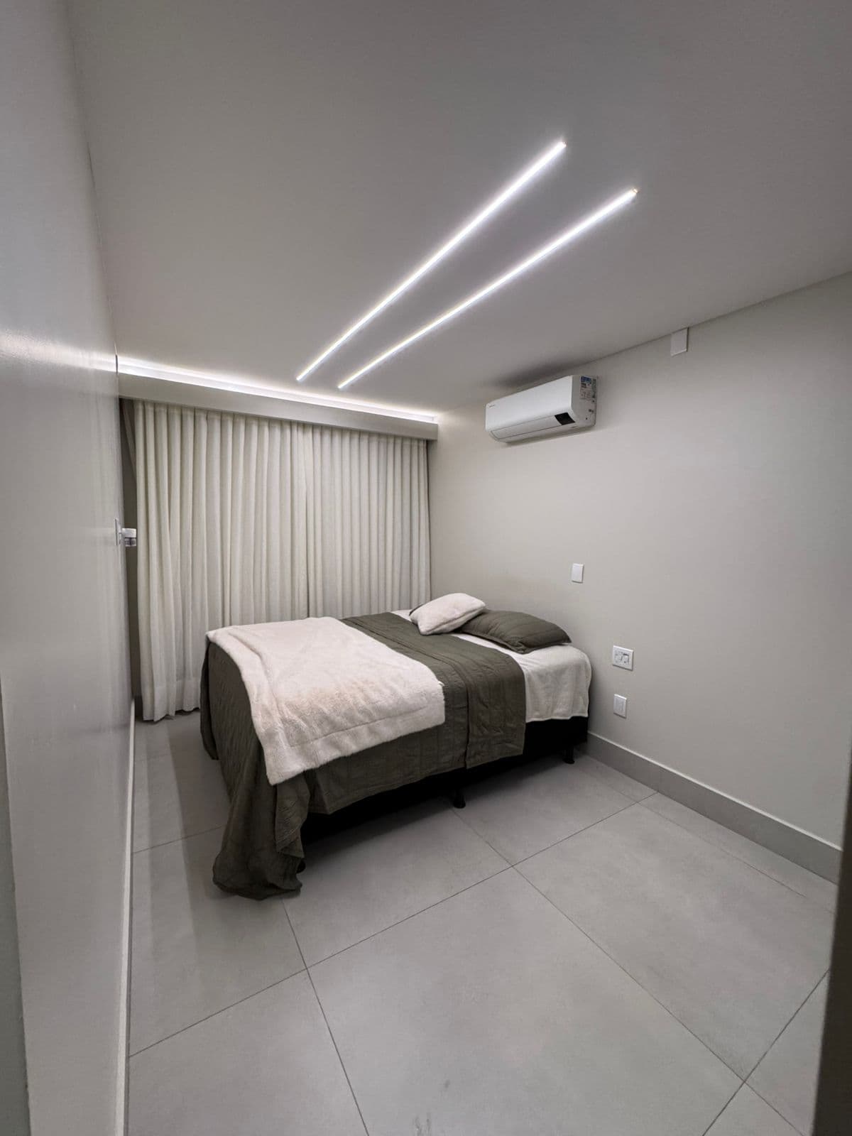 APARTAMENTO MOBILIADO NO SETOR BUENO – PERMITE AIRBNB – DIRETO COM O PROPRIETÁRIO