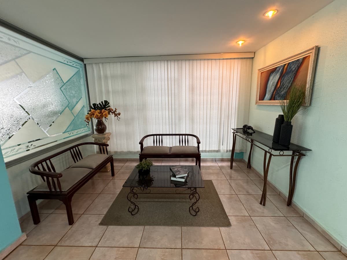 Apartamento 3 Quartos com Suíte e Escaninho Próx. Unimed T-7 74m² R$ 365 Mil