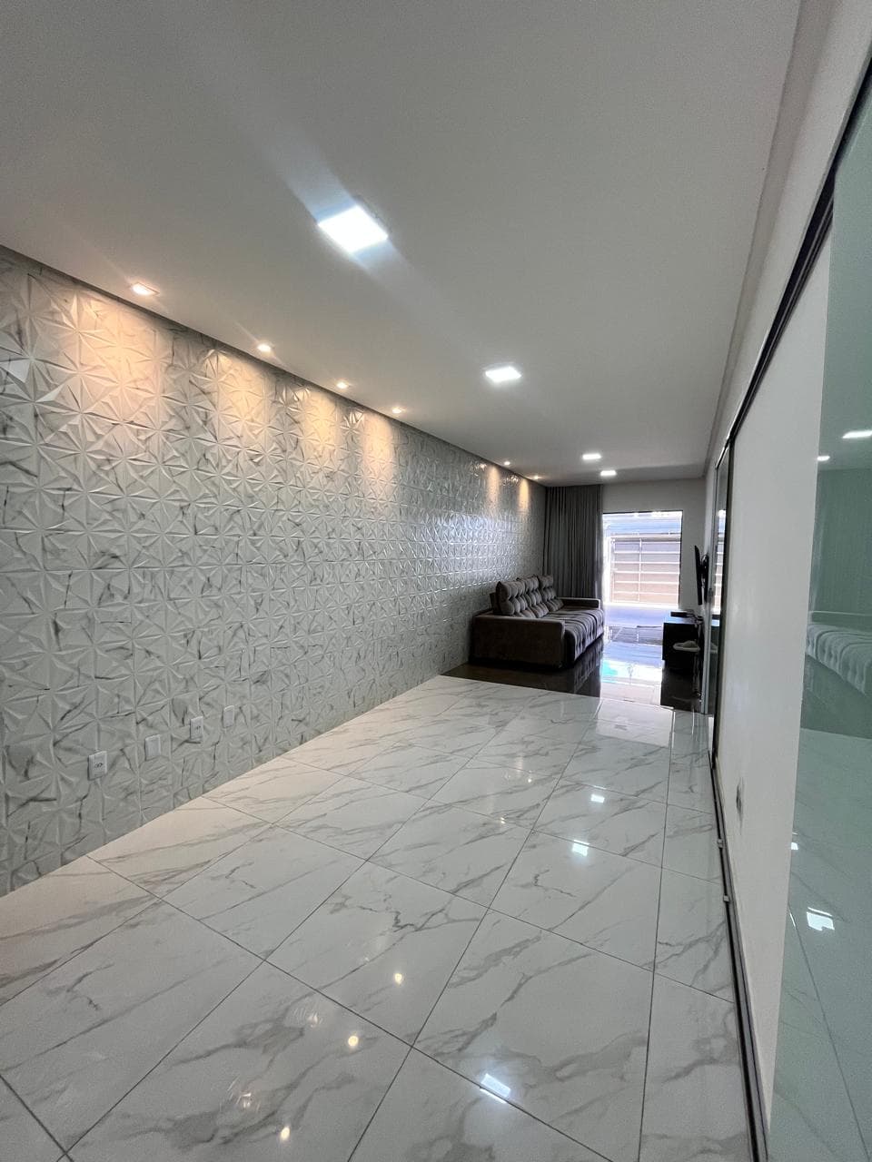 CASA SETOR VILA ALZIRA