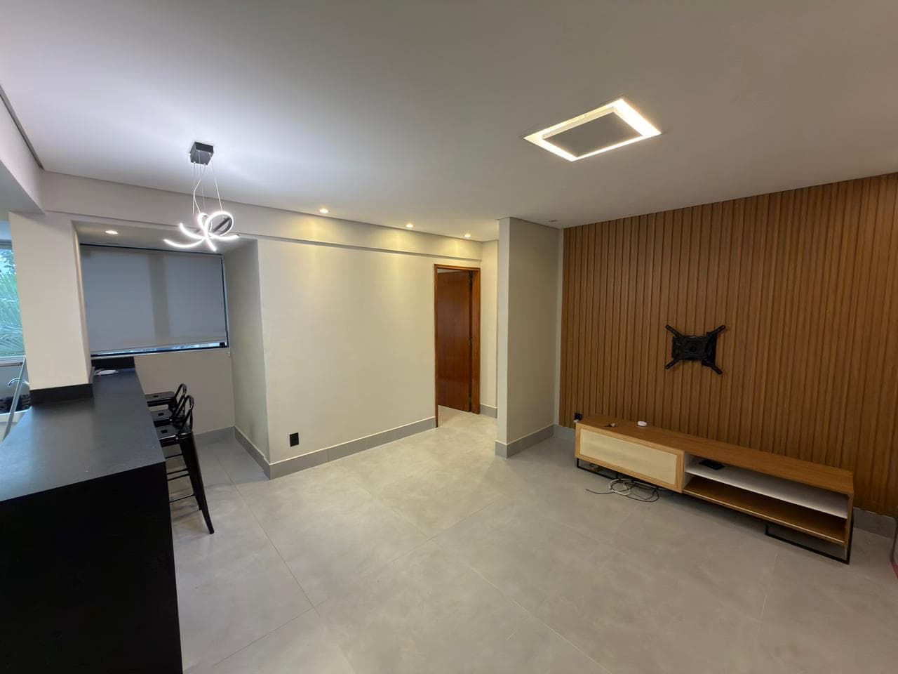 Apartamento 3 Quartos Semi-Mobiliado | Jardim Goiás | 71m²