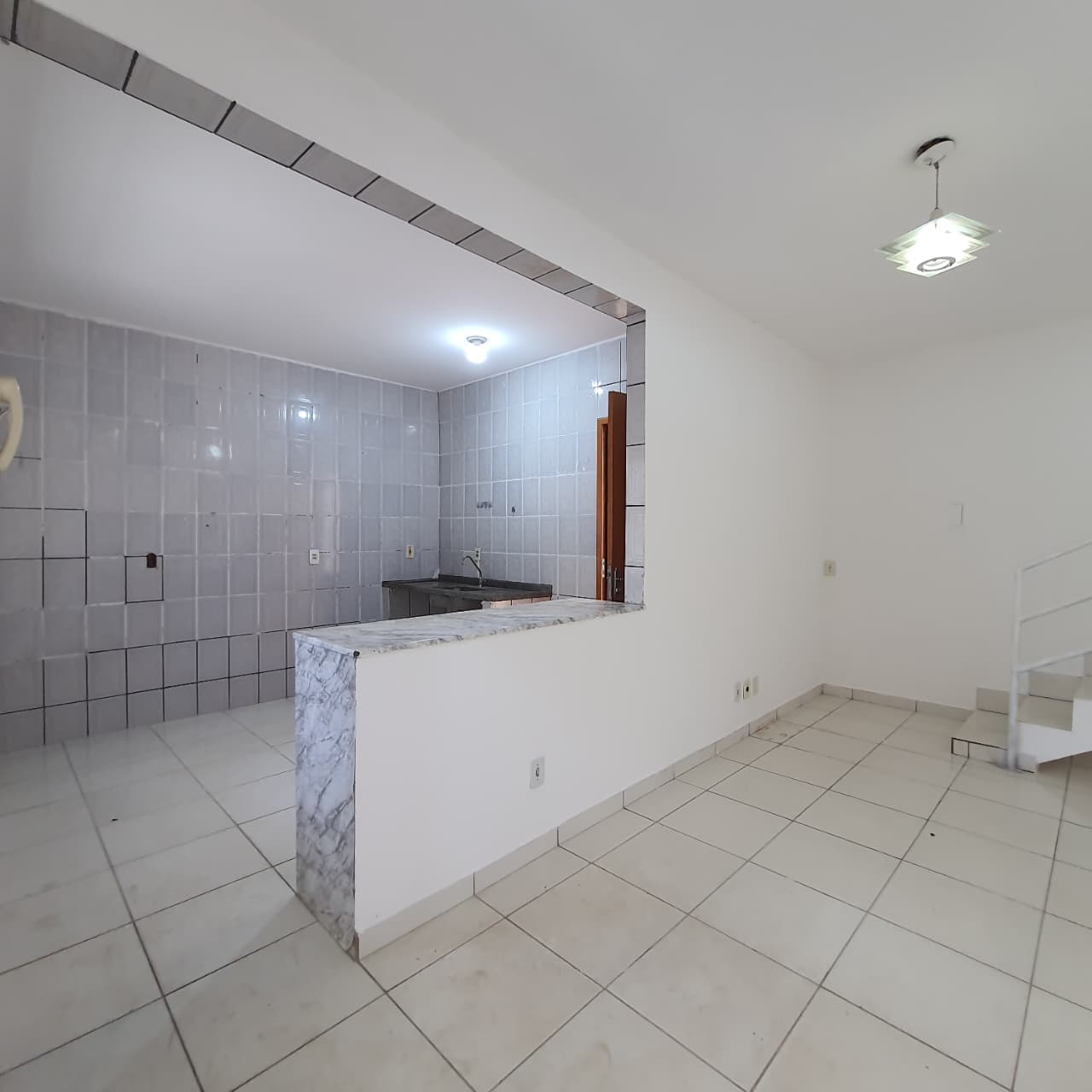 Sobrado com 2/4 no Setor Jd. Planalto - 90m²
