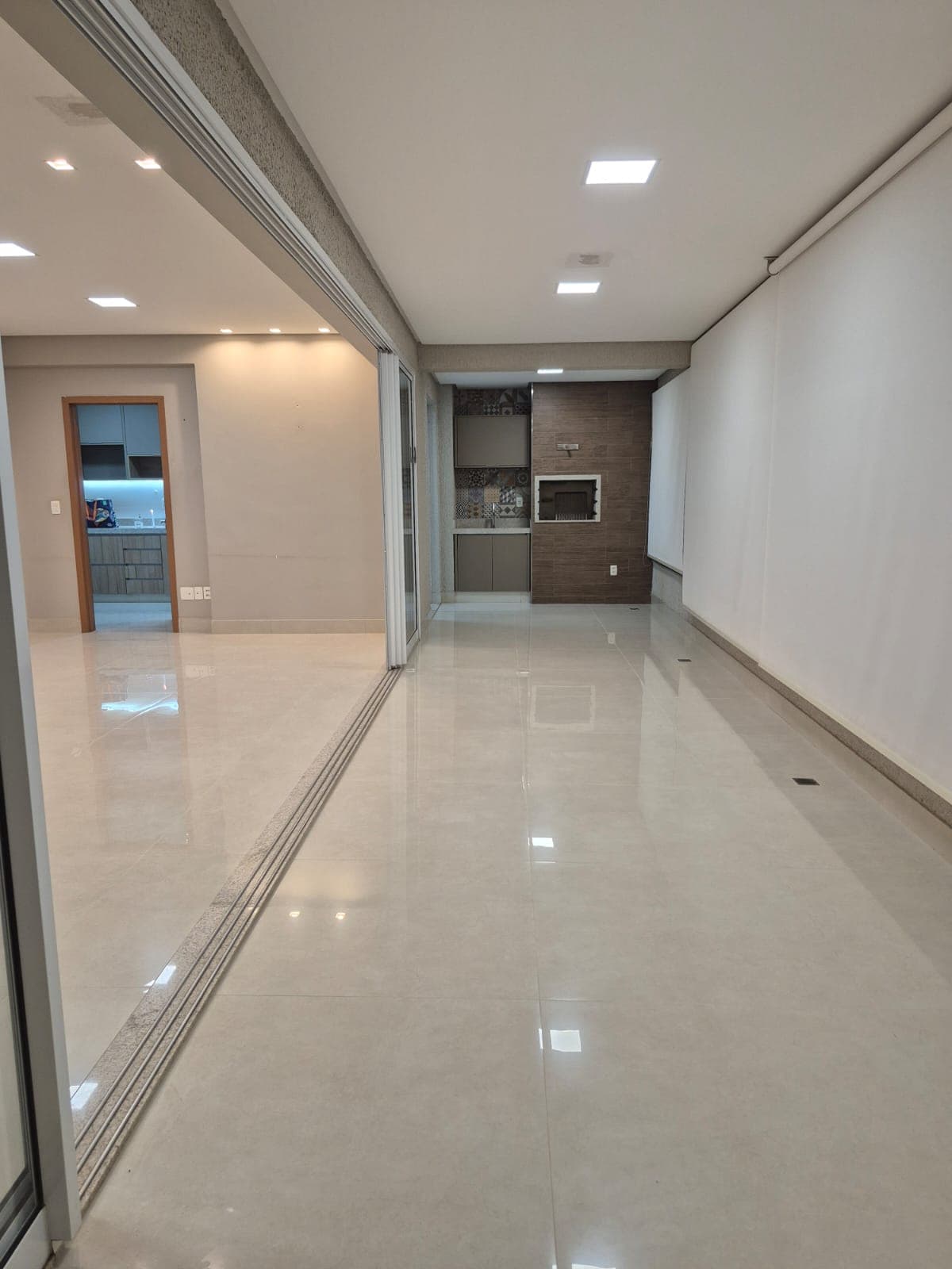 APARTAMENTO ALTO PADRAO BUENO 215M2